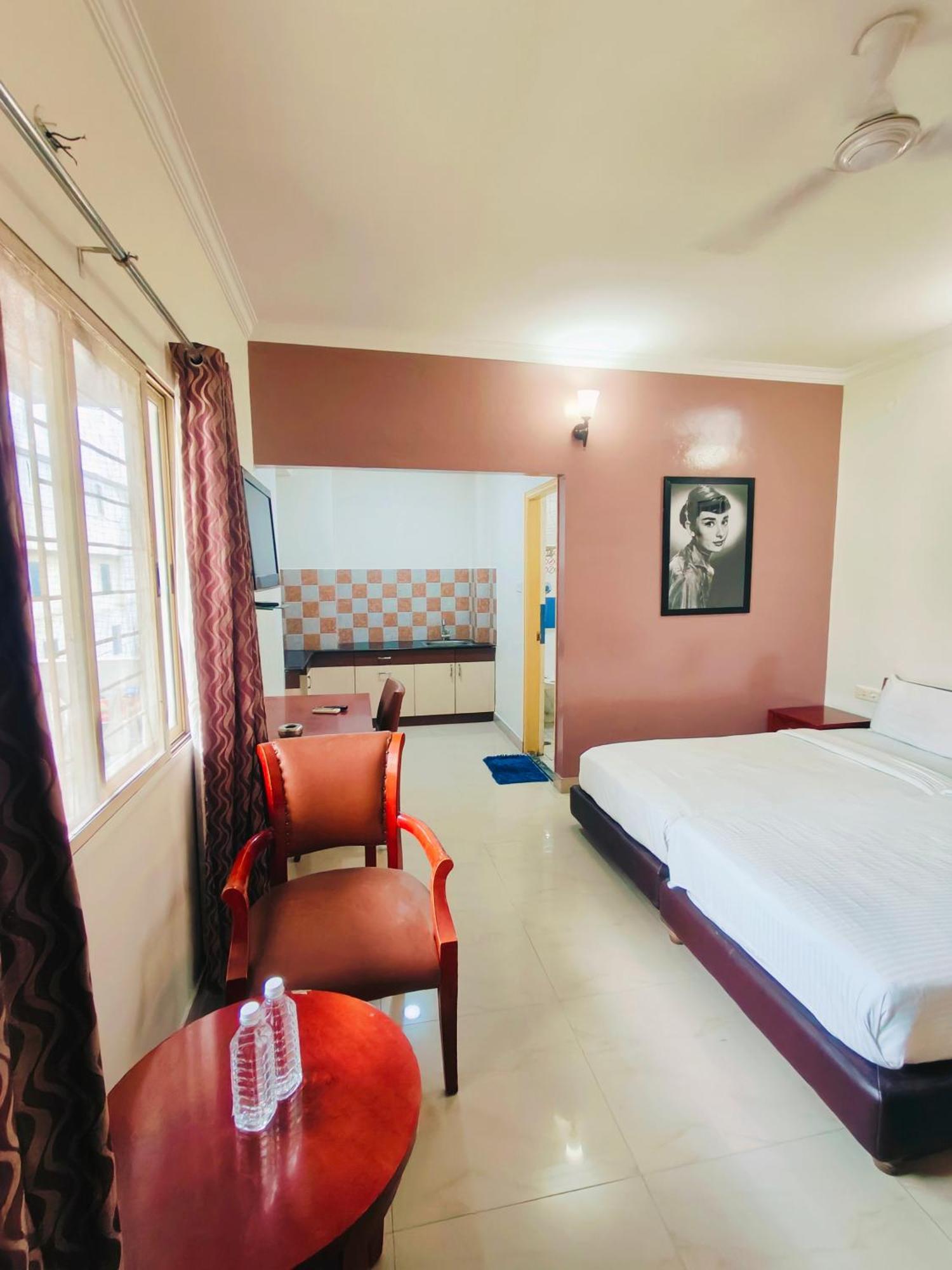 Kings Suites Palace Grounds Μπανγκαλόρ Εξωτερικό φωτογραφία